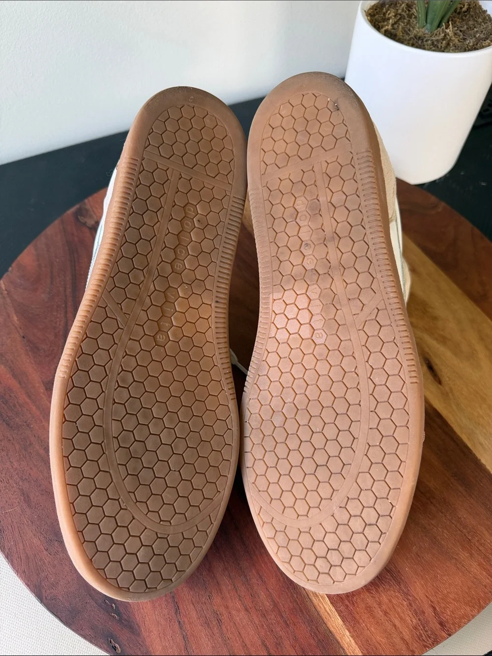 Dolce Vita sneaker that